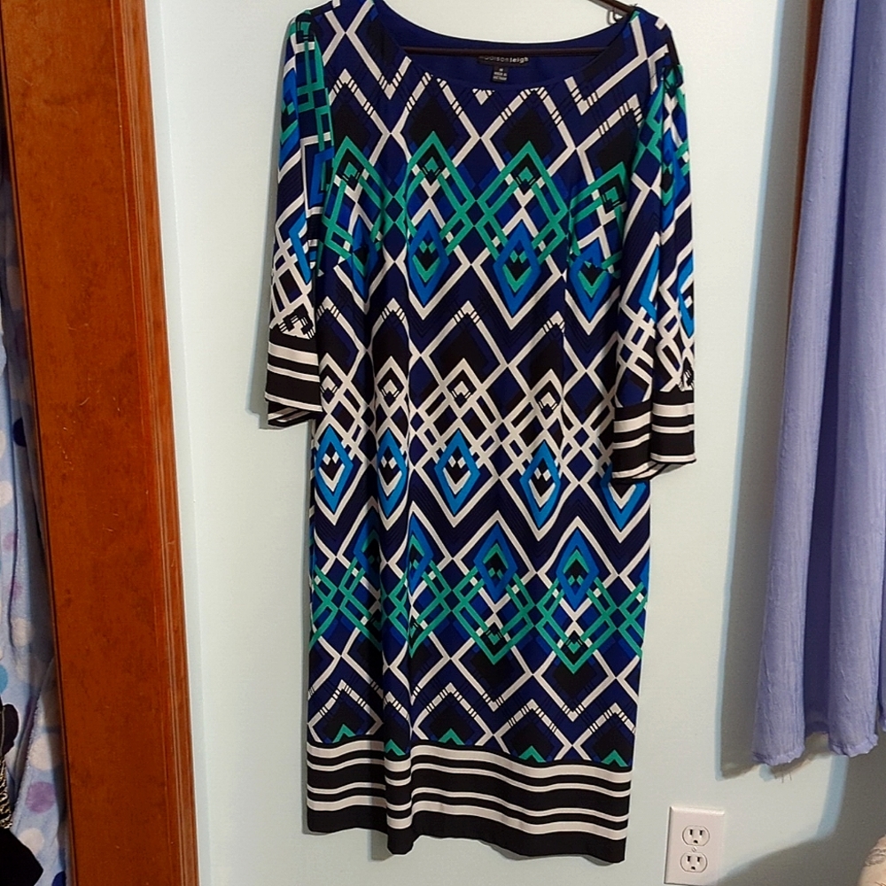 Women's black, white, blue and green patterned drss